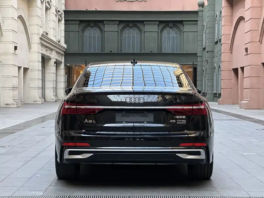 Audi A6L — миниатюра 5