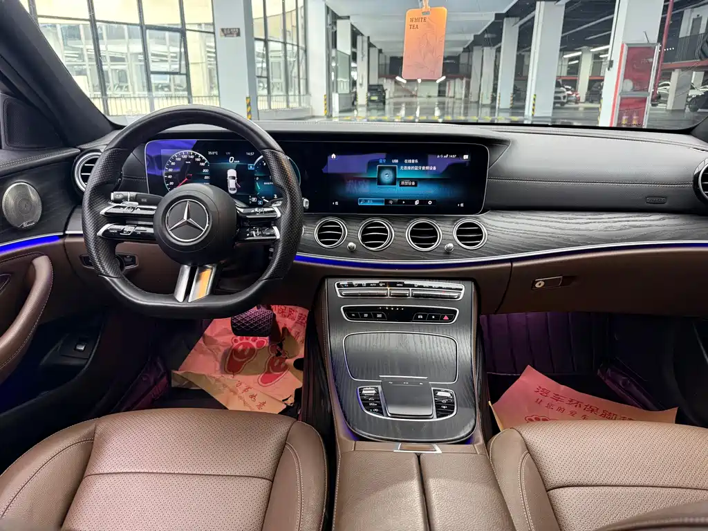 Mercedes-Benz E-Class — миниатюра 7