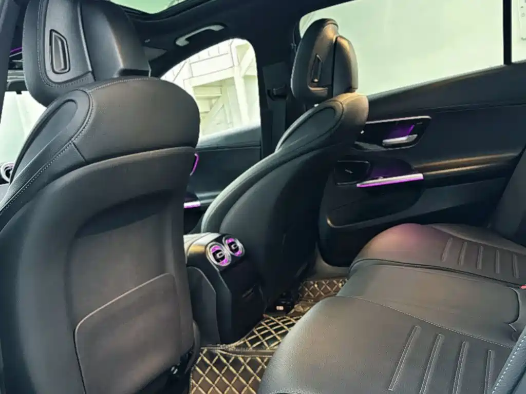 Mercedes-Benz C-Class — миниатюра 18