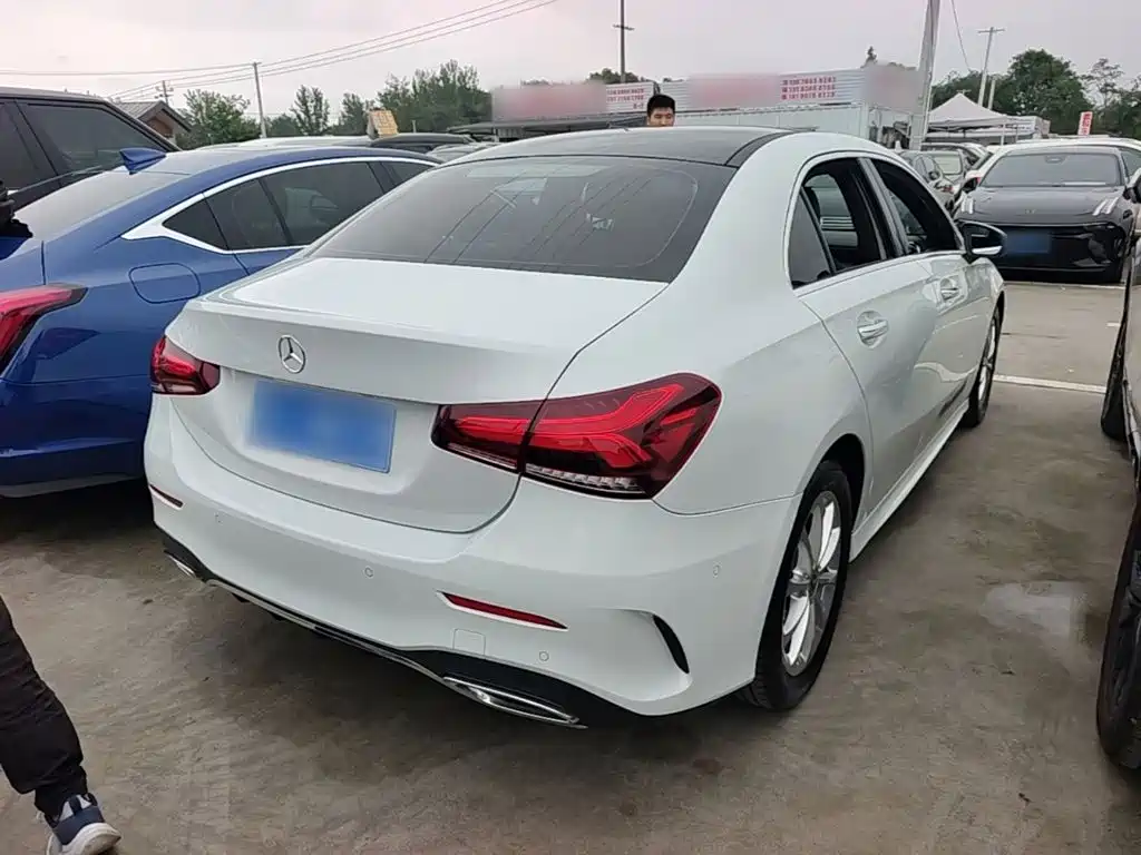 Mercedes-Benz A-Class — миниатюра 7