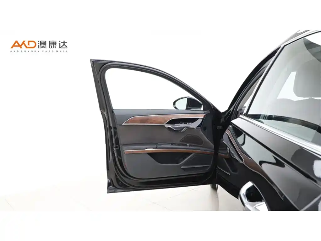 Audi A8 — миниатюра 10