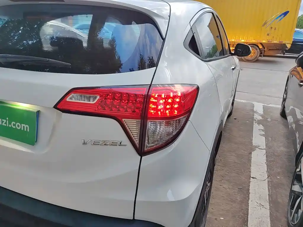 Honda Vezel — миниатюра 8