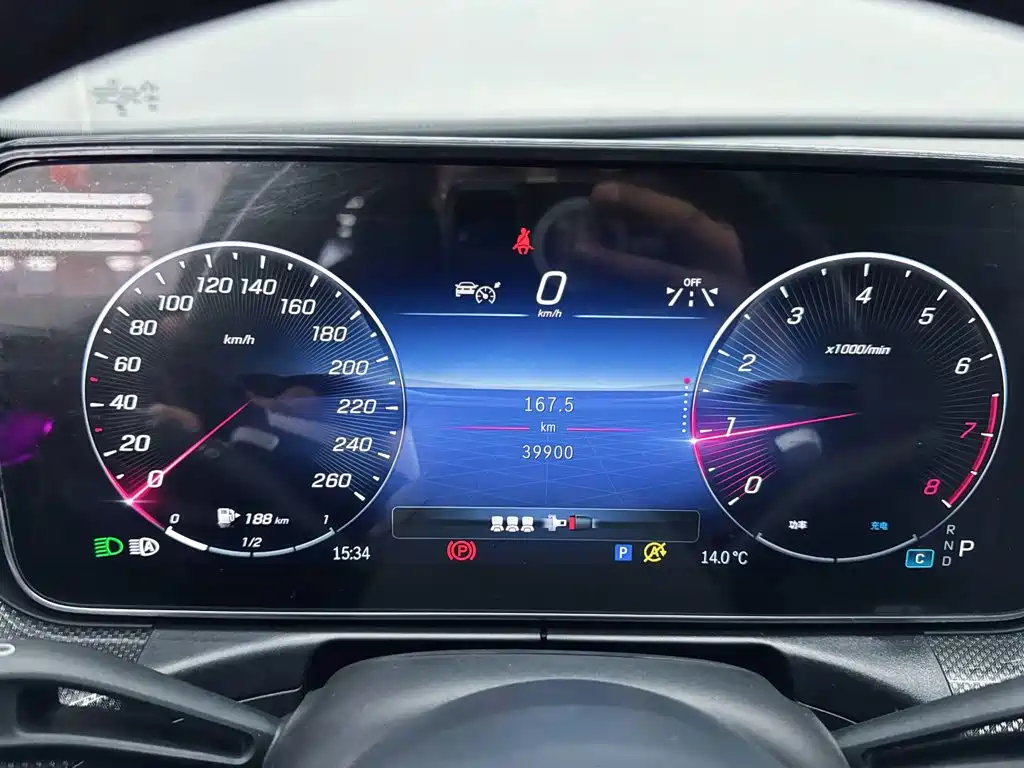 Mercedes-Benz C-Class — миниатюра 4