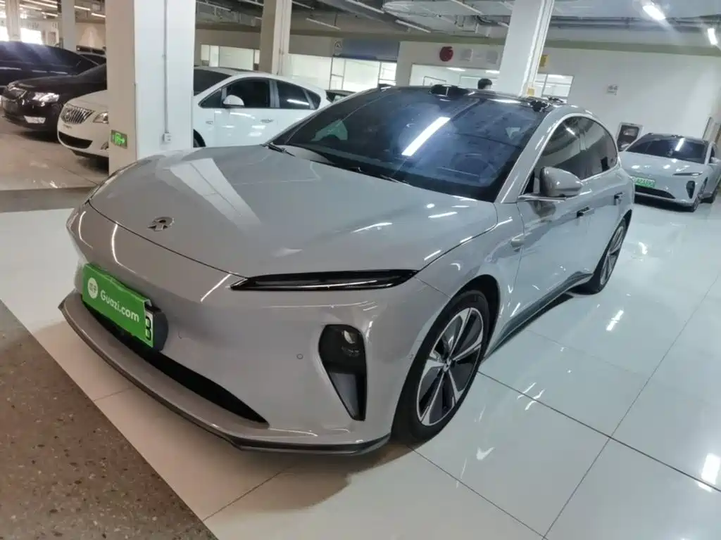 NIO ET5T — миниатюра 2