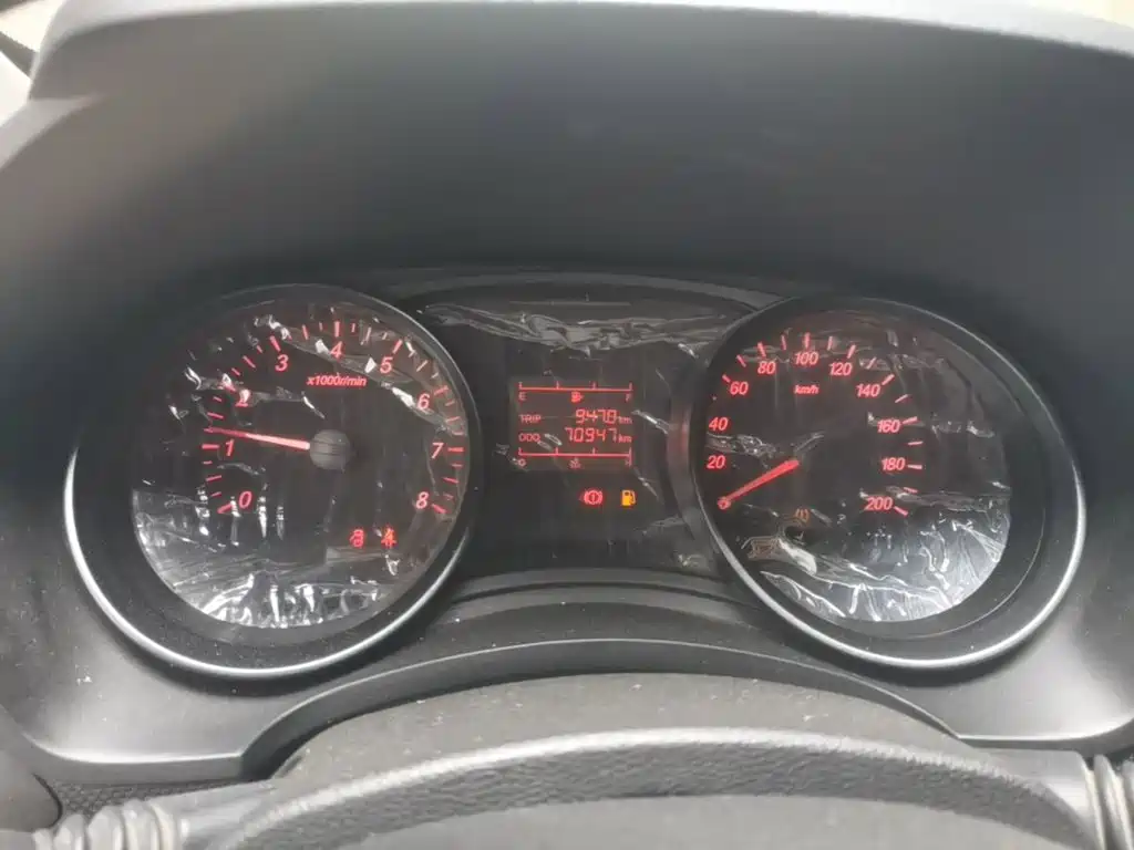 Wuling Hongguang — миниатюра 12