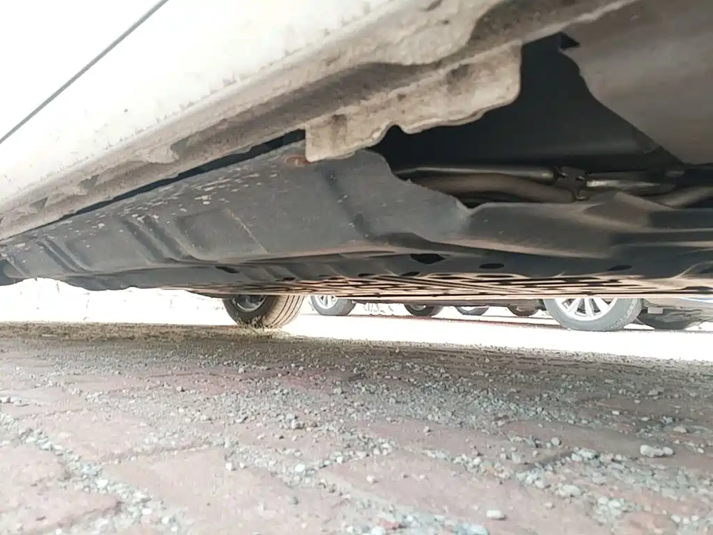Buick GL8 Hybrid — миниатюра 21