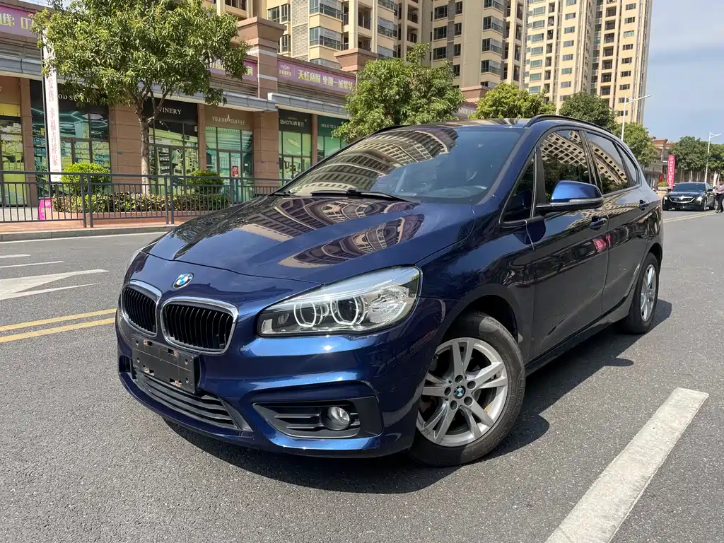 BMW 2 SERIES STATION WAGON