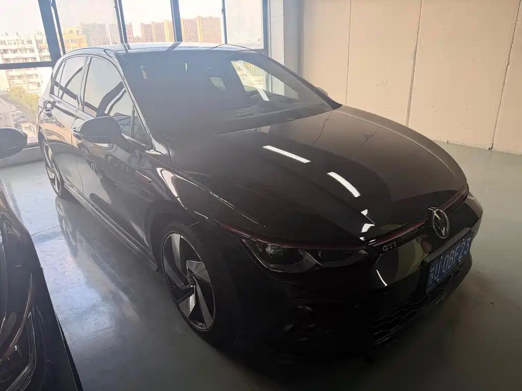 Volkswagen Golf GTI — миниатюра 3