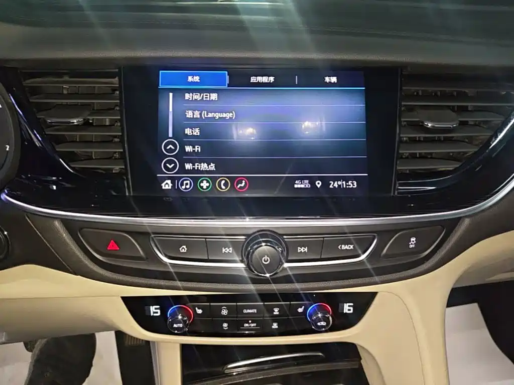 Buick Regal — миниатюра 13