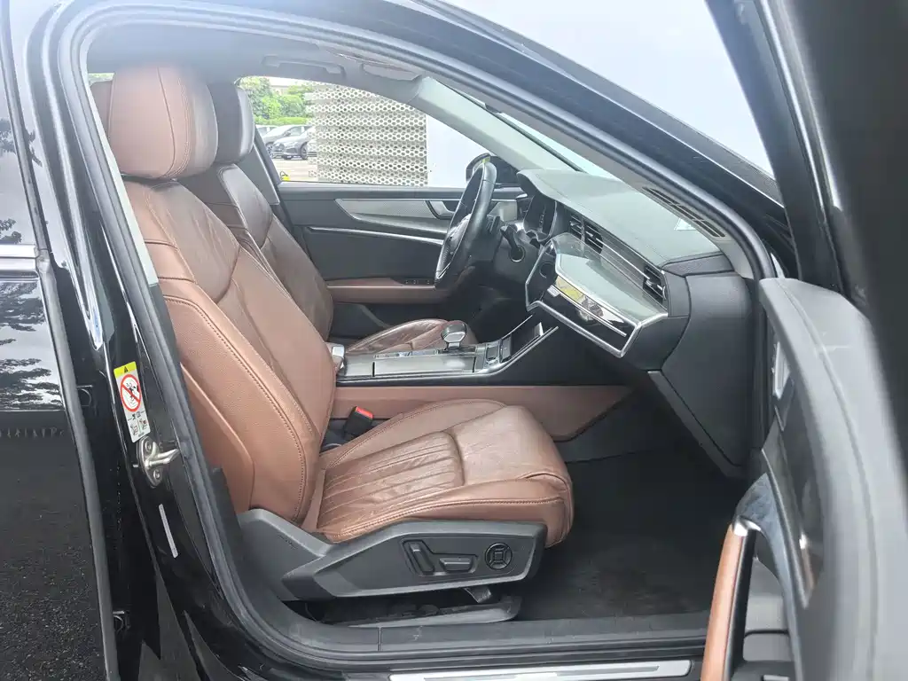 Audi A6L — миниатюра 9