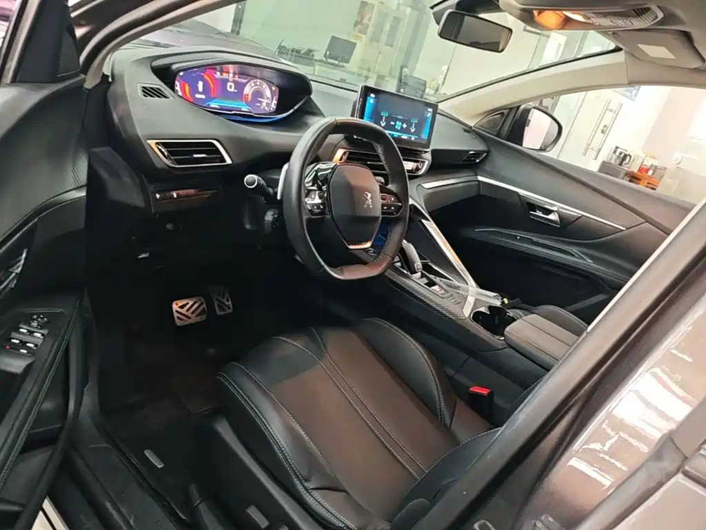 Peugeot 4008 — миниатюра 15