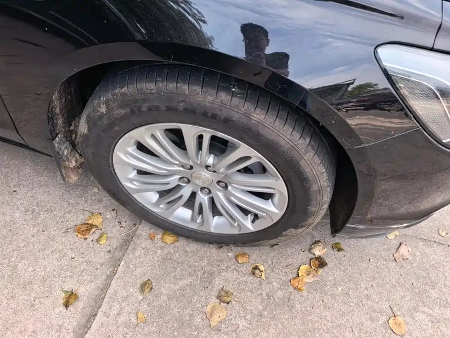 Buick LaCrosse — миниатюра 6