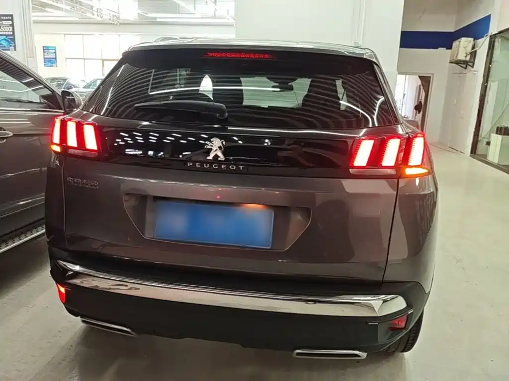 Peugeot 4008 — миниатюра 6