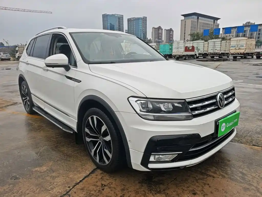 Volkswagen Tiguan L — миниатюра 4