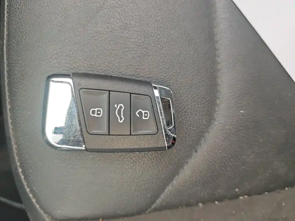 Volkswagen Tiguan L — миниатюра 9
