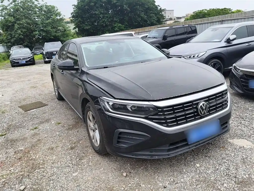 Volkswagen Passat 2025 280TSI
