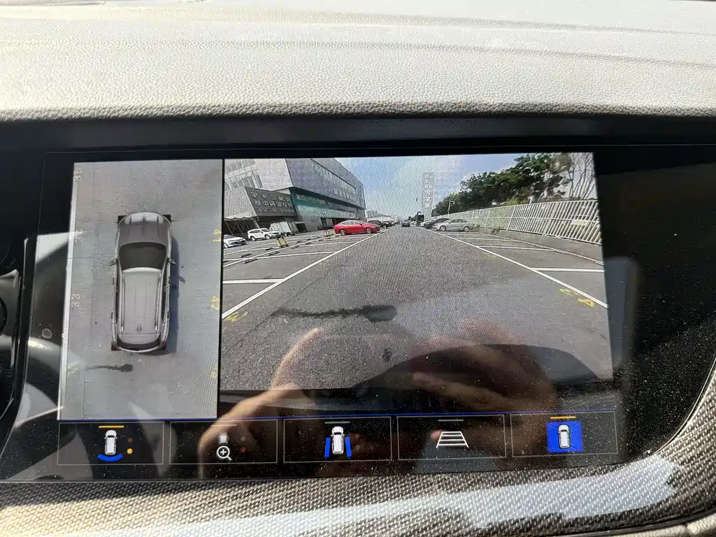 Buick Envision Plus — миниатюра 15
