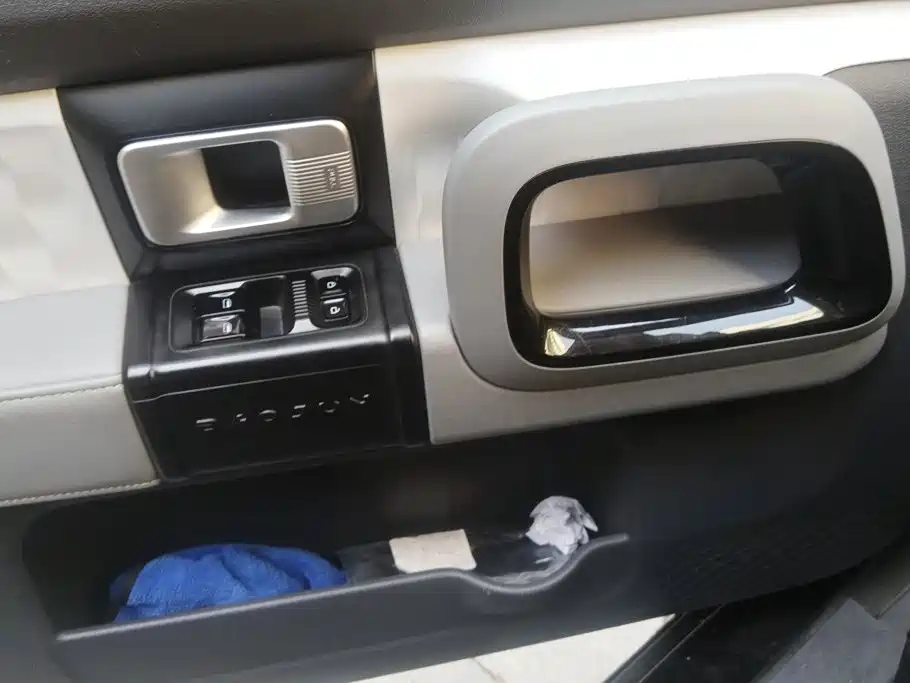 Baojun KiWi EV — миниатюра 7