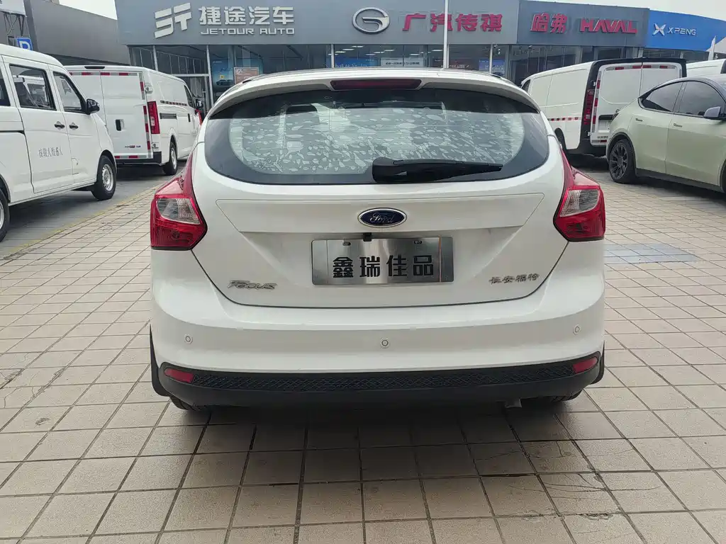 Ford Focus — миниатюра 8