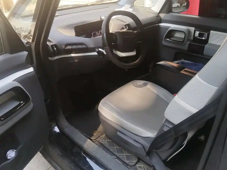 Baojun KiWi EV — миниатюра 9