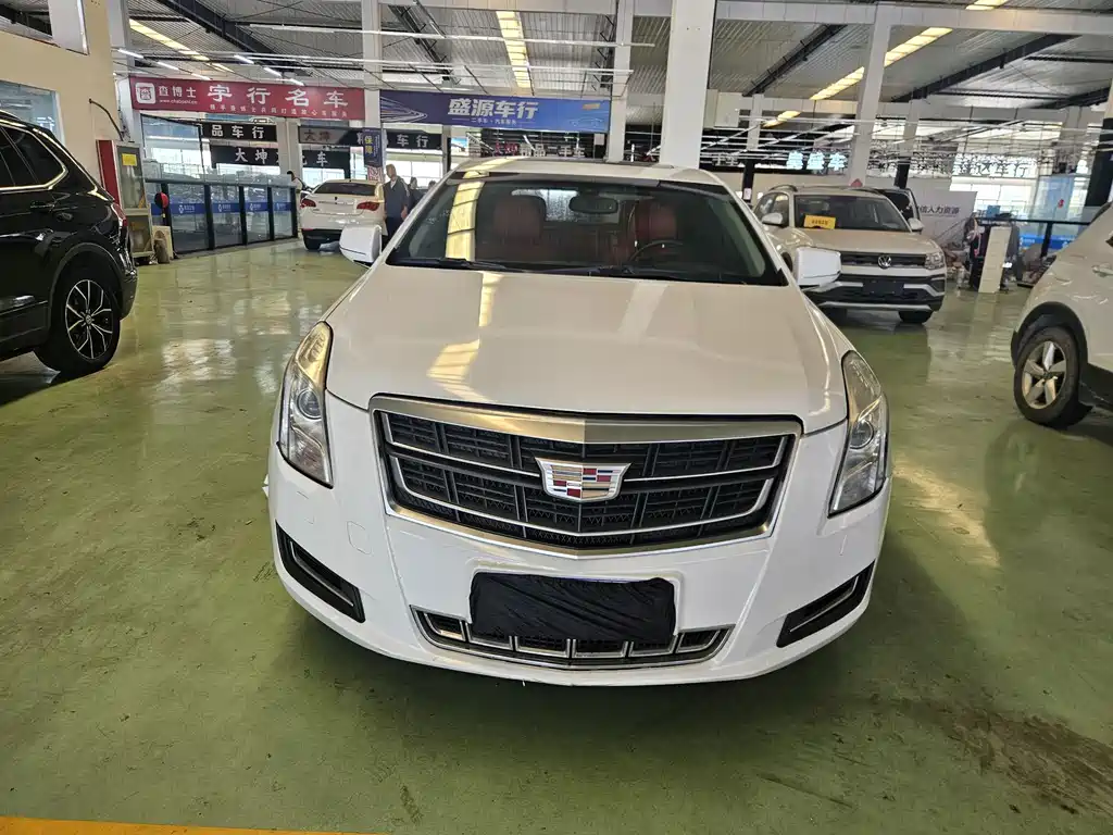 Cadillac XTS — миниатюра 2
