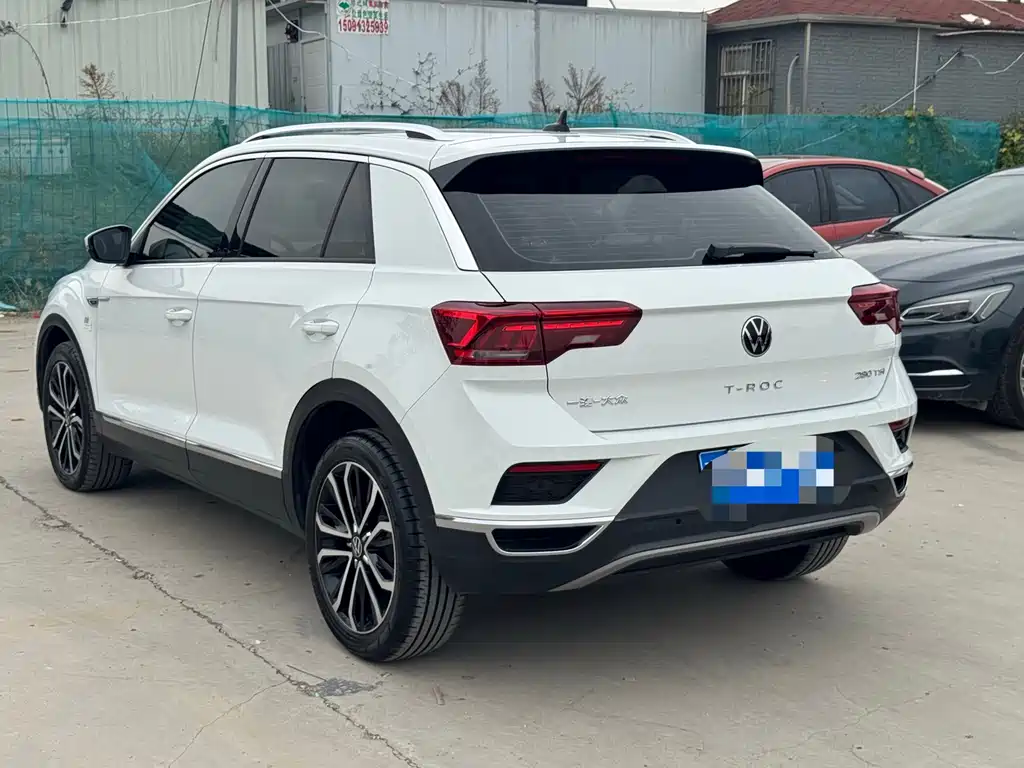 Volkswagen T-Roc — миниатюра 10
