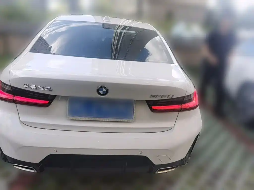 BMW 3 Series — миниатюра 8