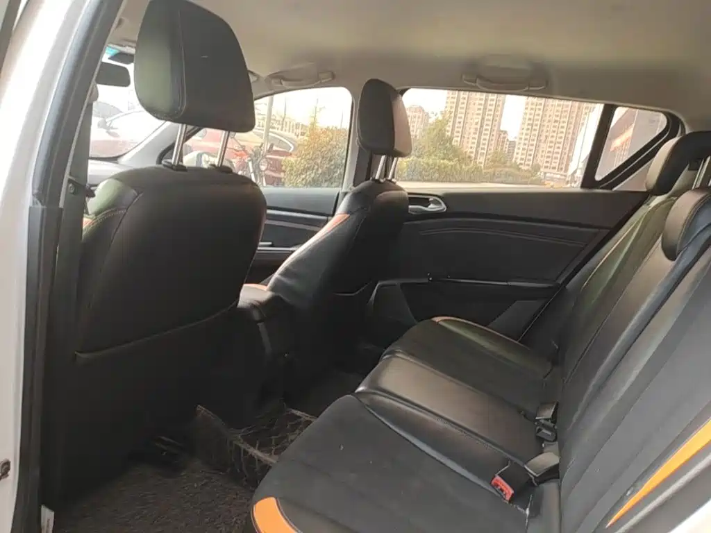 Baojun 310 — миниатюра 17