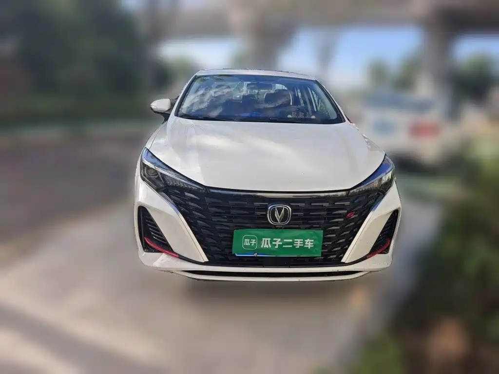 Changan Eado — миниатюра 2
