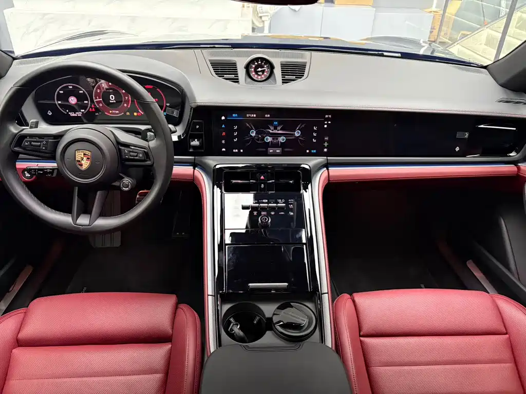 Porsche Panamera — миниатюра 5