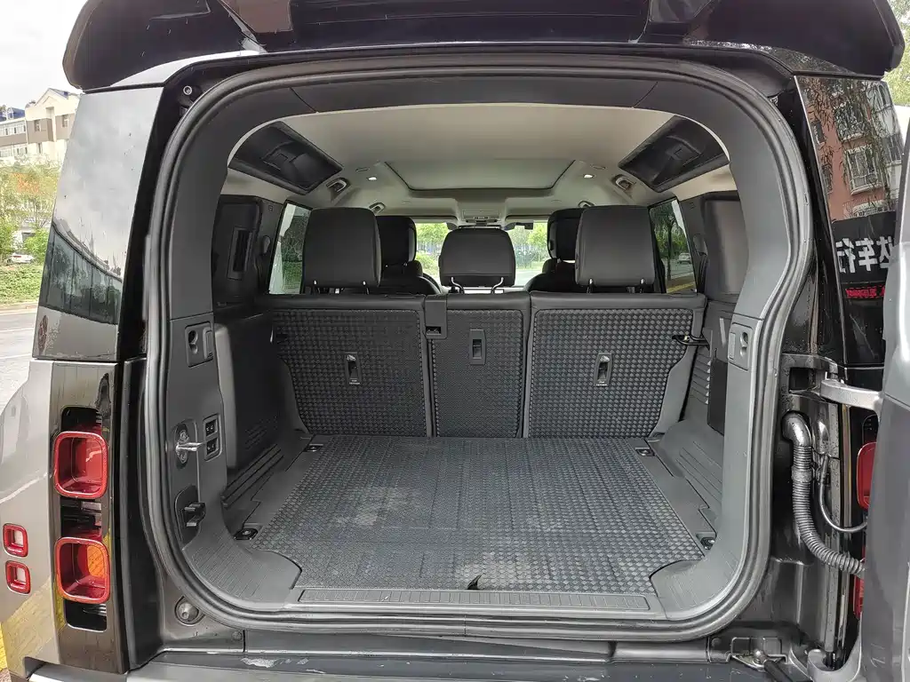 Land Rover Defender — миниатюра 14