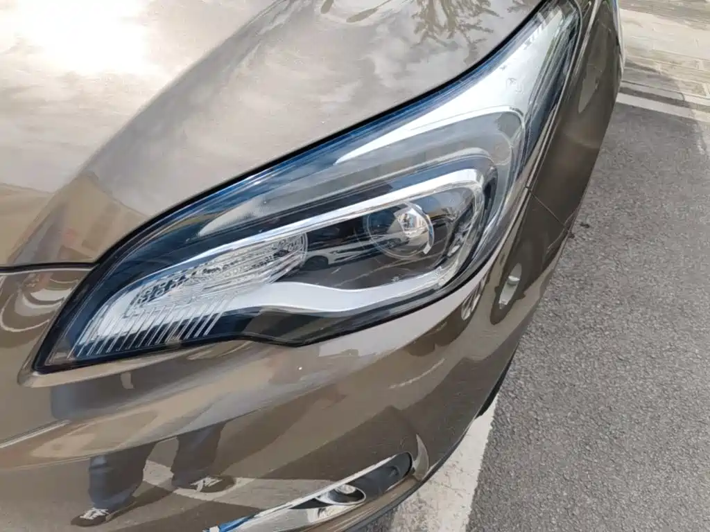 Buick Envision Plus — миниатюра 24