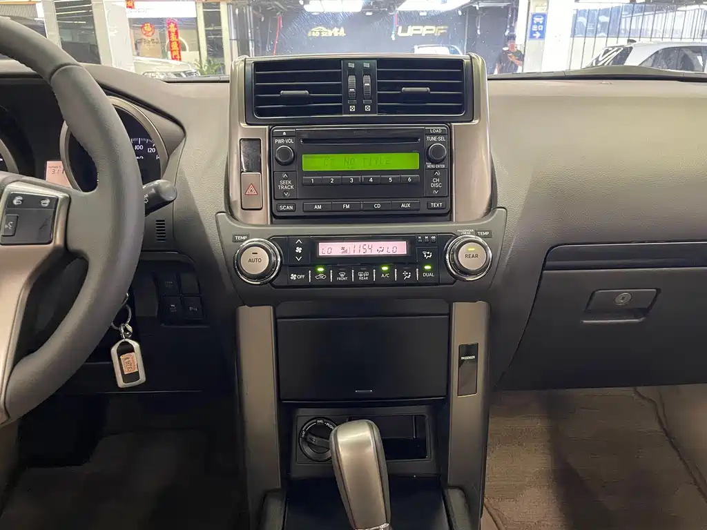 Toyota Prado (Import) — миниатюра 16