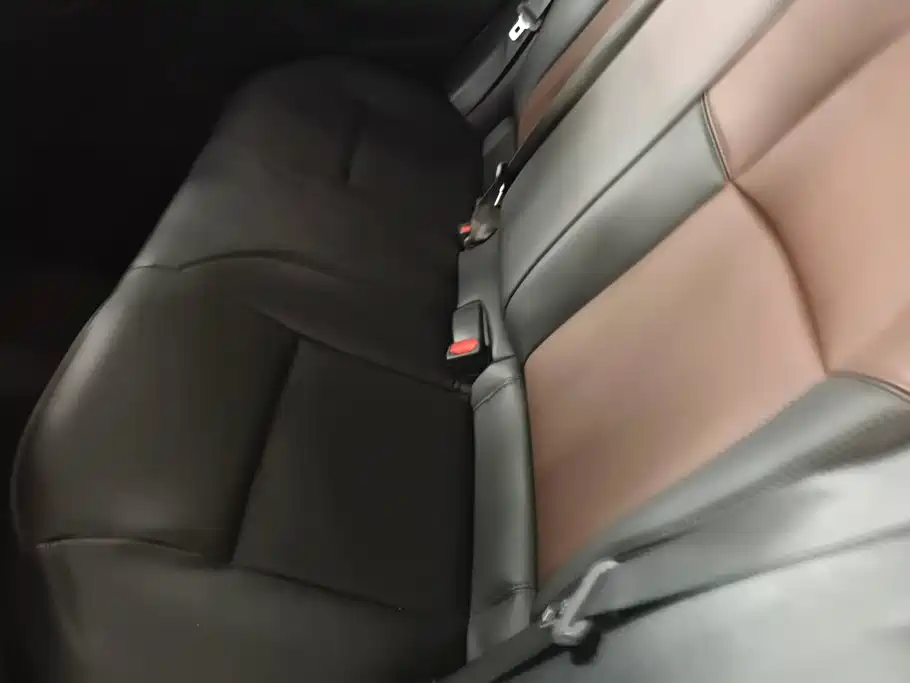 Toyota Corolla — миниатюра 11