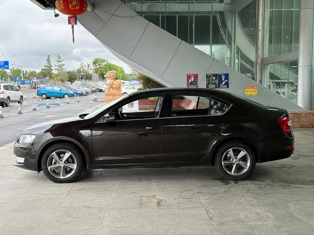 Skoda Octavia — миниатюра 15
