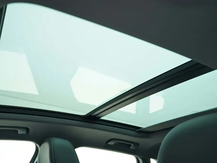Audi Q3 — миниатюра 11