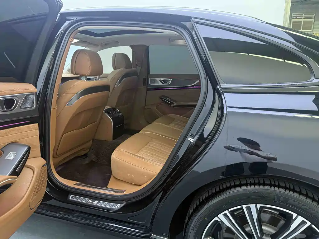 Hongqi Hongqi H9 — миниатюра 11