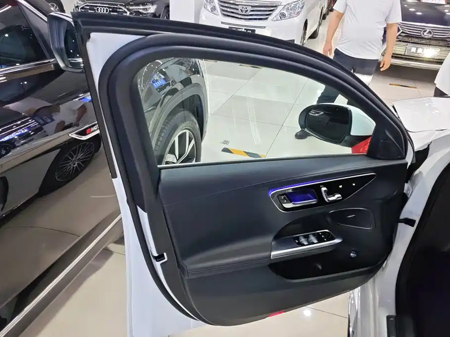 Mercedes-Benz C-Class C 2024 C 200 L Sport
