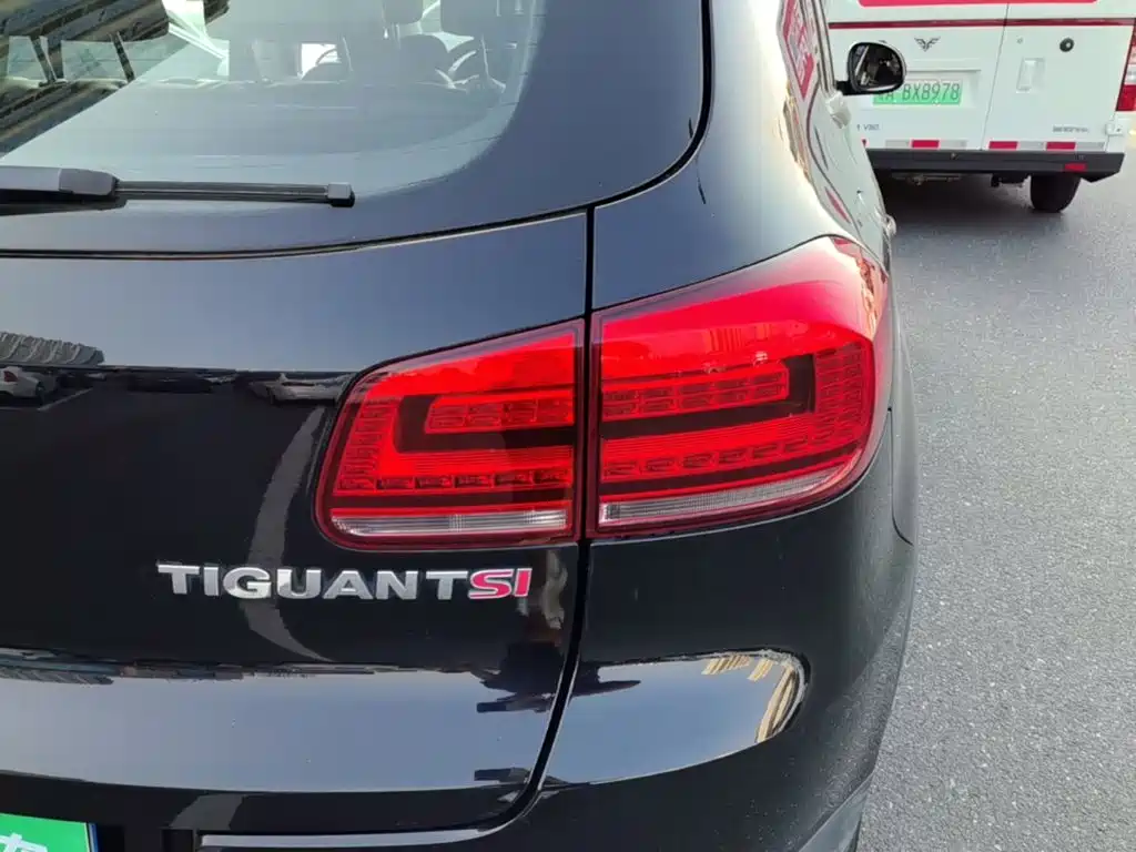Volkswagen Tiguan — миниатюра 8