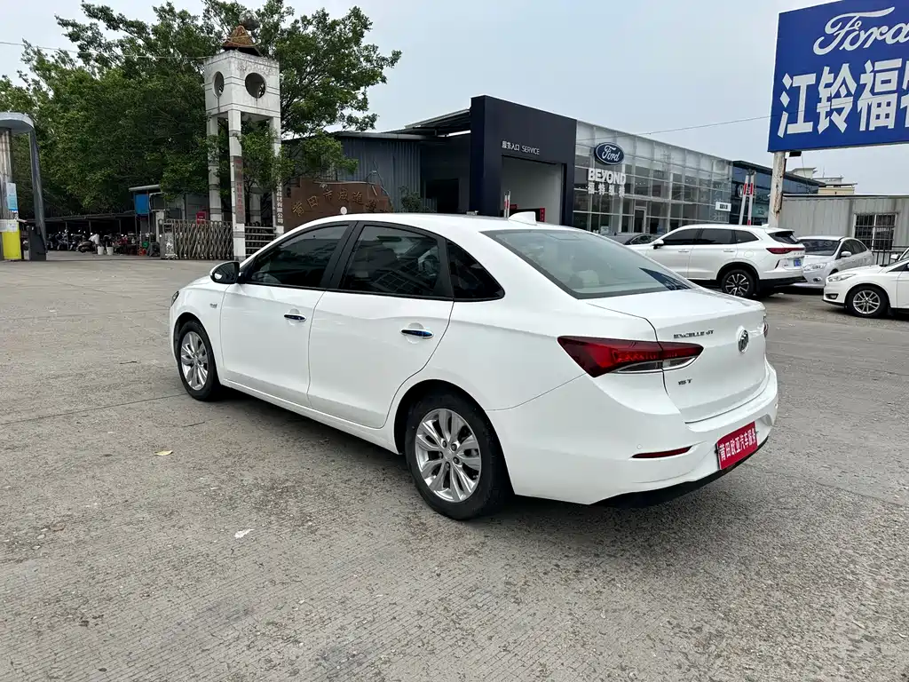 Buick Excelle — миниатюра 6
