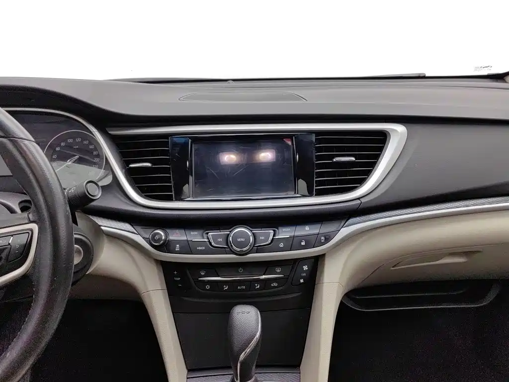 Buick Excelle — миниатюра 12