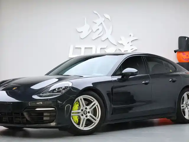 Porsche Panamera E-Hybrid