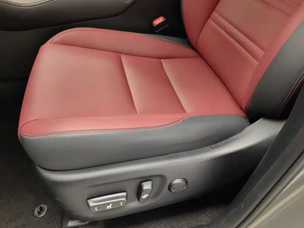 Lexus NX — миниатюра 20