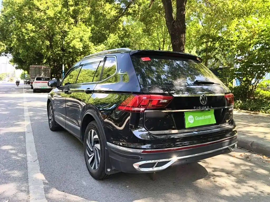 Volkswagen Tiguan L — миниатюра 5