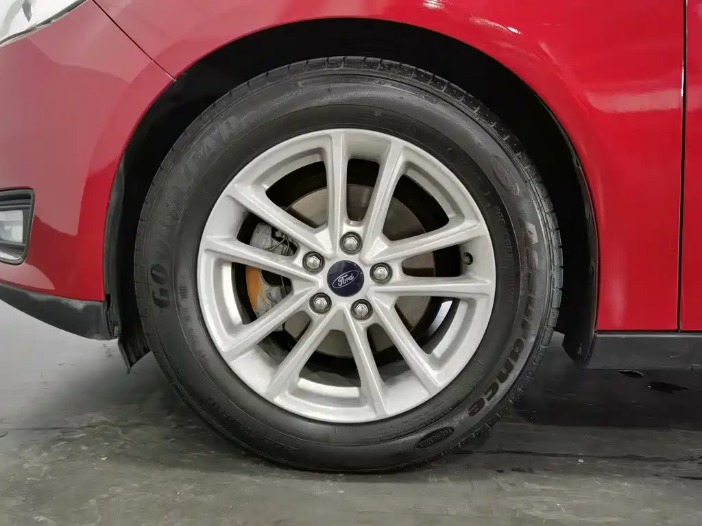 Ford Focus — миниатюра 17