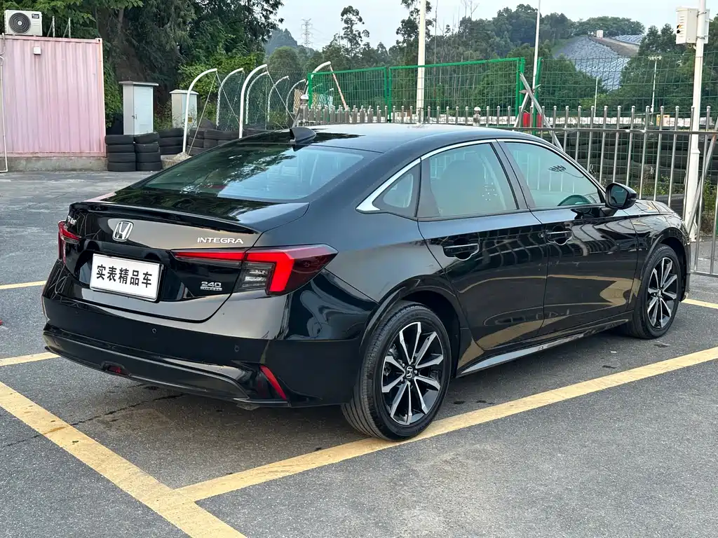 Honda Integra — миниатюра 4