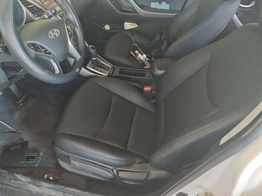 Hyundai Elantra Langdong — миниатюра 15