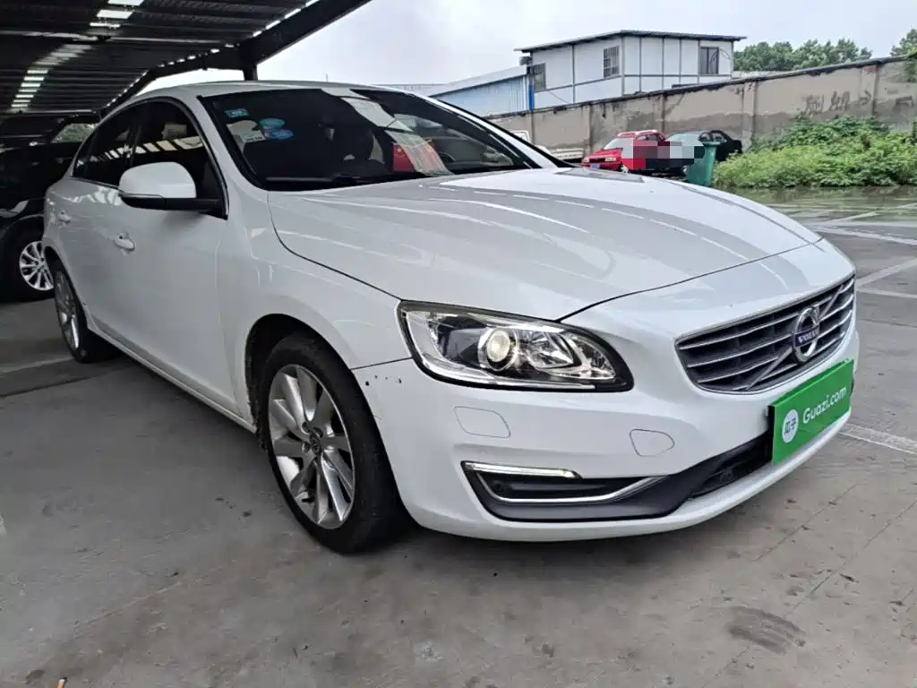 Volvo S60 — миниатюра 4