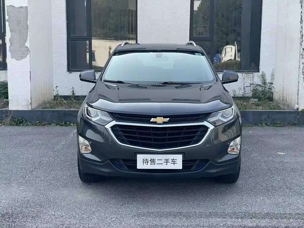 Chevrolet Equinox — миниатюра 14