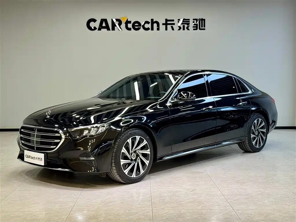Mercedes-Benz E-Class 2024
